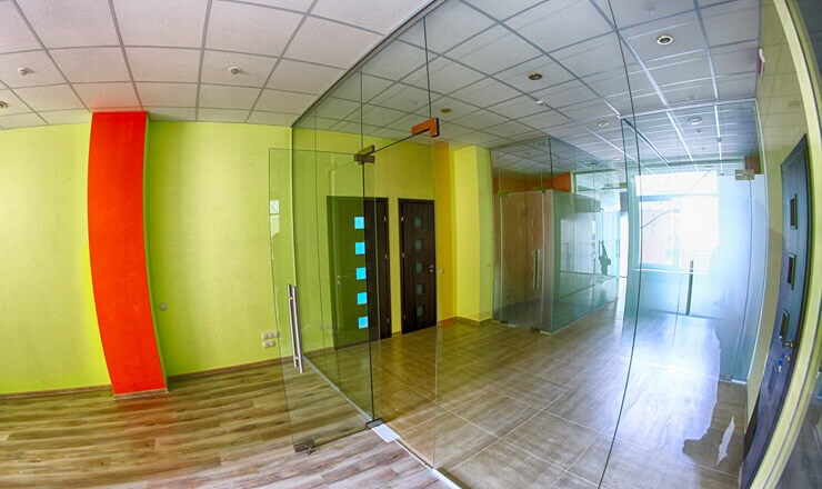 Стеклянные перегородки